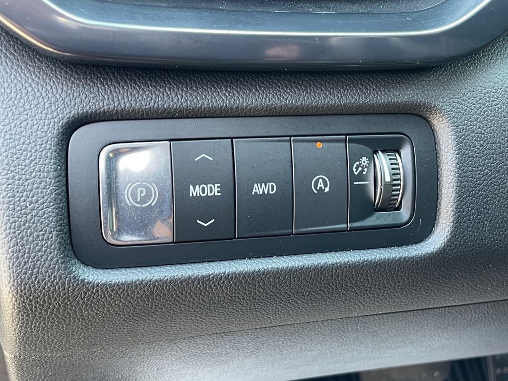 2025 GMC Acadia AT4