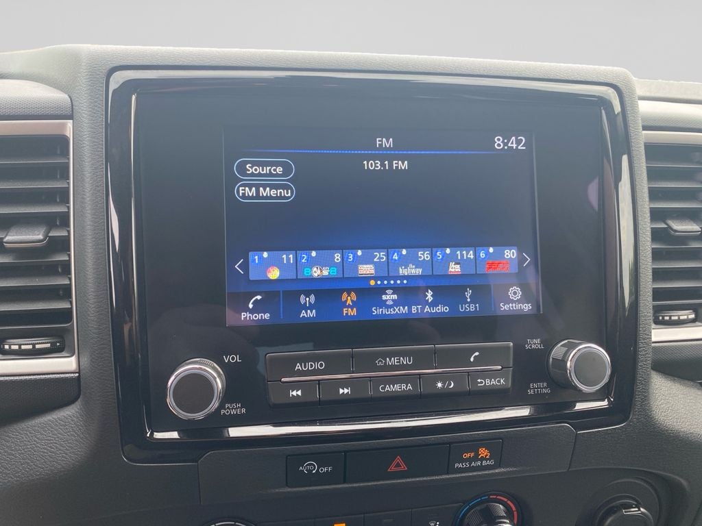 2024 Nissan Frontier SV