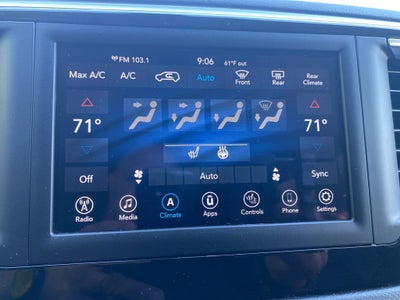 2020 Chrysler Pacifica Touring L