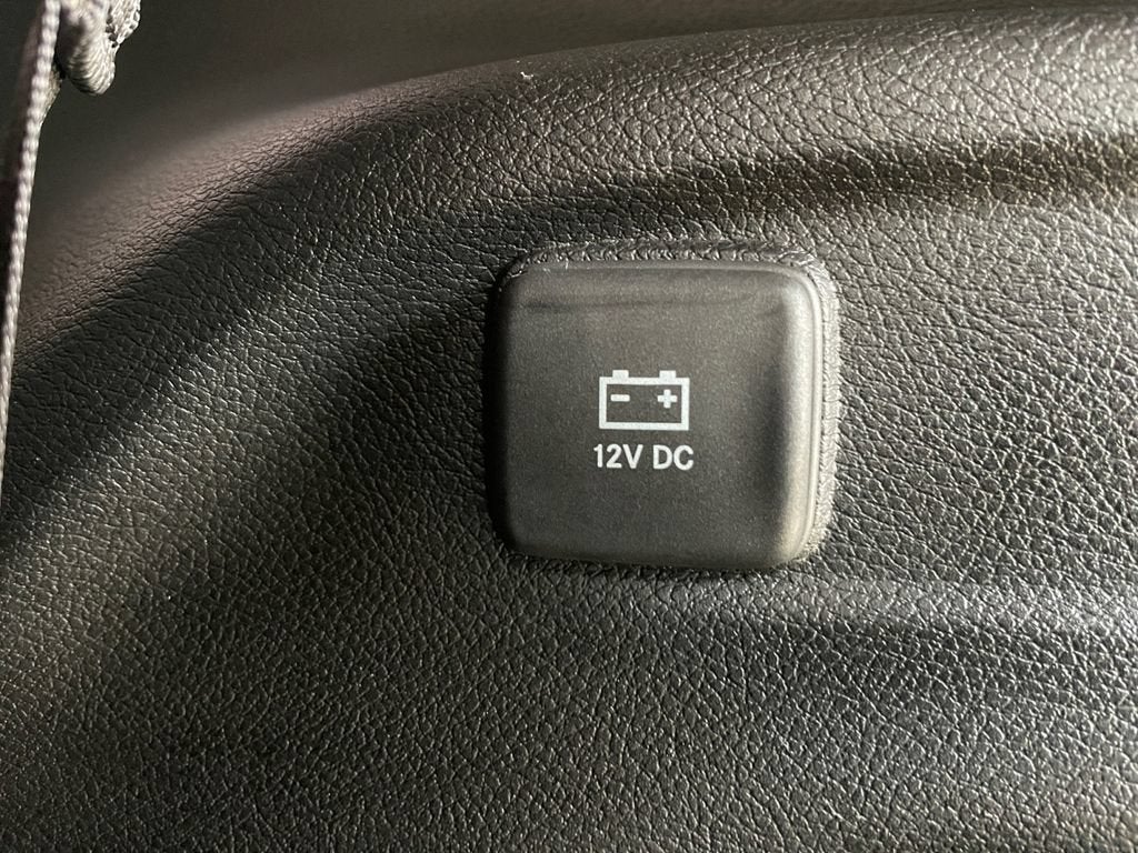 2023 Jeep Grand Cherokee L Laredo 4x4