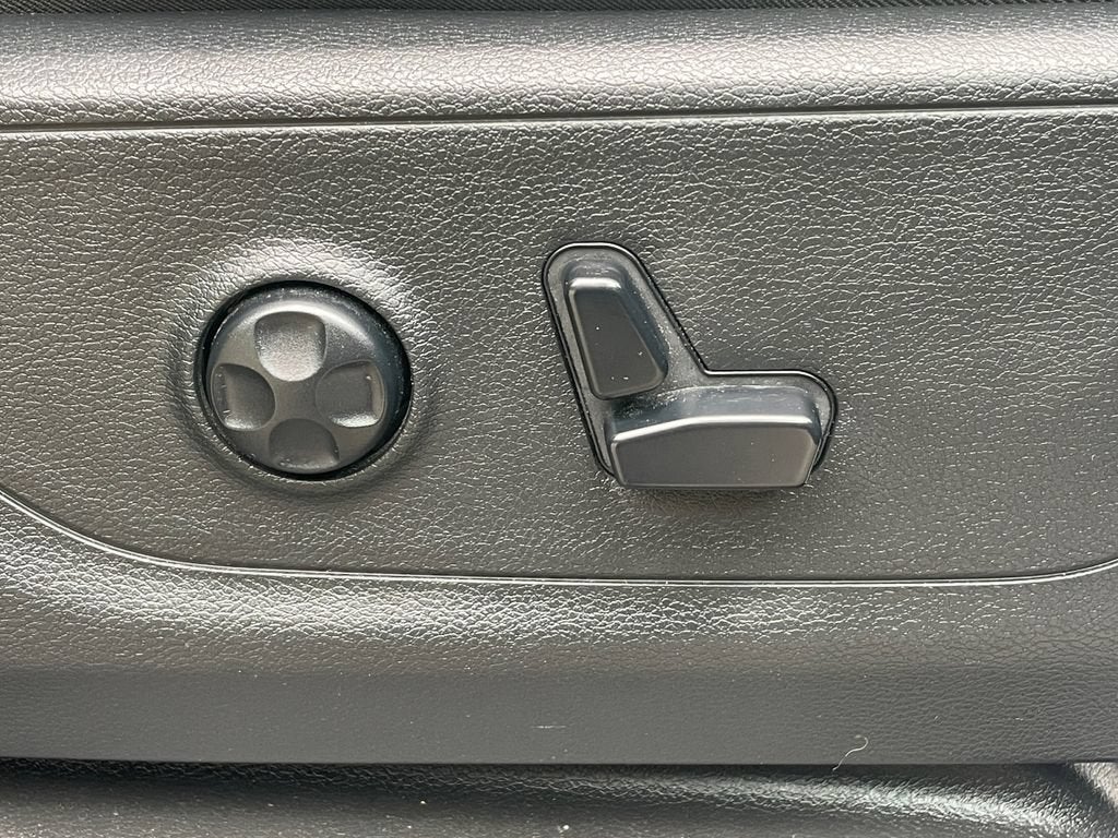 2021 RAM 1500 Rebel Crew Cab 4x4 5'7" Box