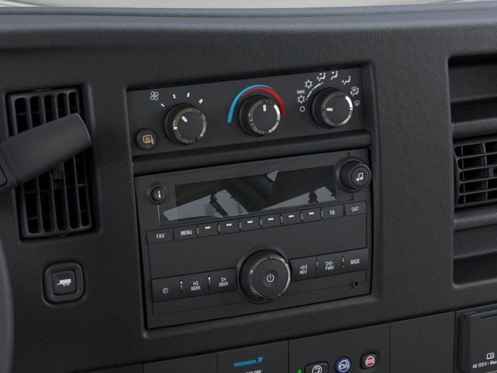 2025 Chevrolet Express Cargo WT
