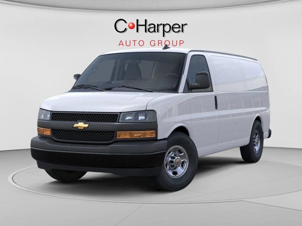 2025 Chevrolet Express Cargo WT