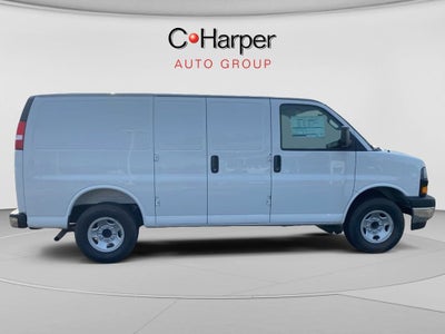 2025 Chevrolet Express Cargo WT