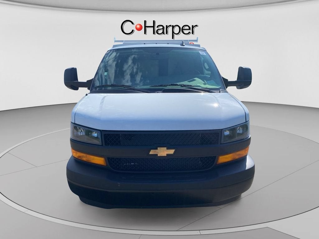 2026 Chevrolet Express Cutaway 3500 1WT