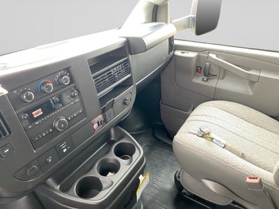 2026 Chevrolet Express Cutaway 3500 1WT