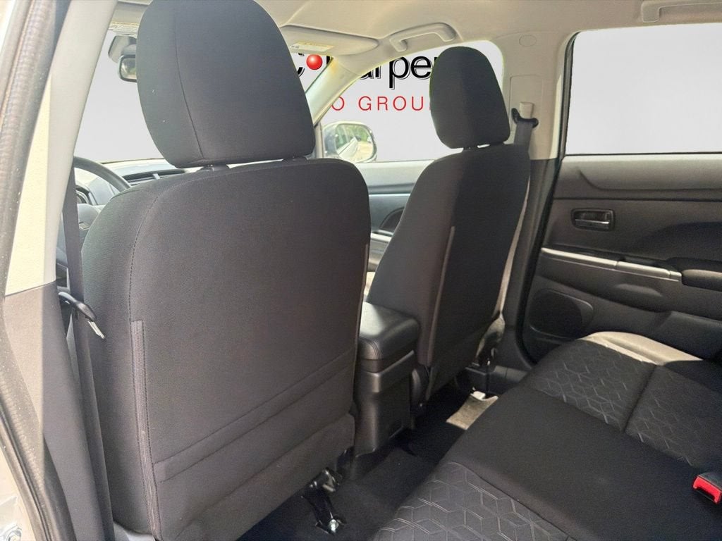 2025 Mitsubishi Outlander Sport S